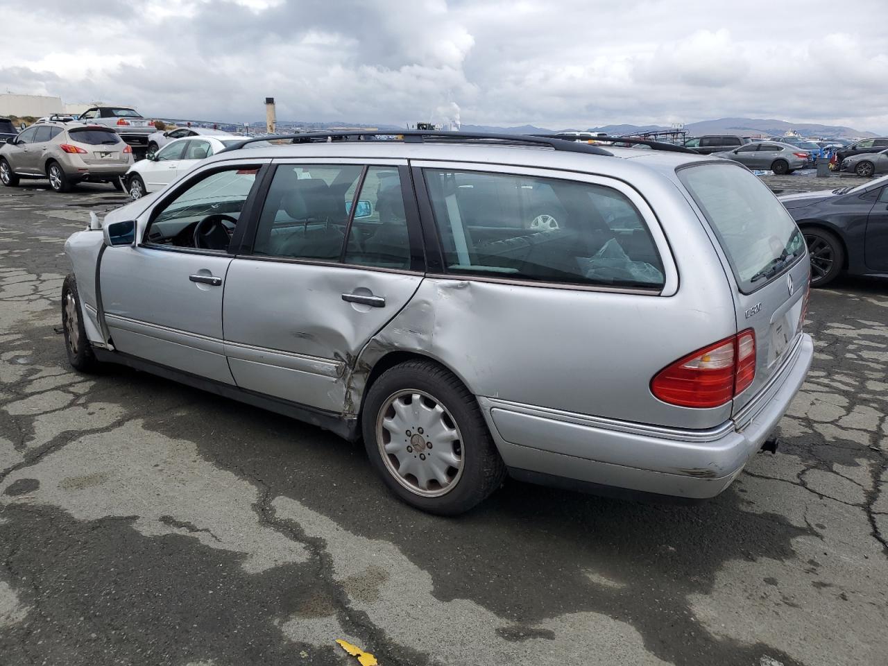 1999 MERCEDES-BENZ E-Class