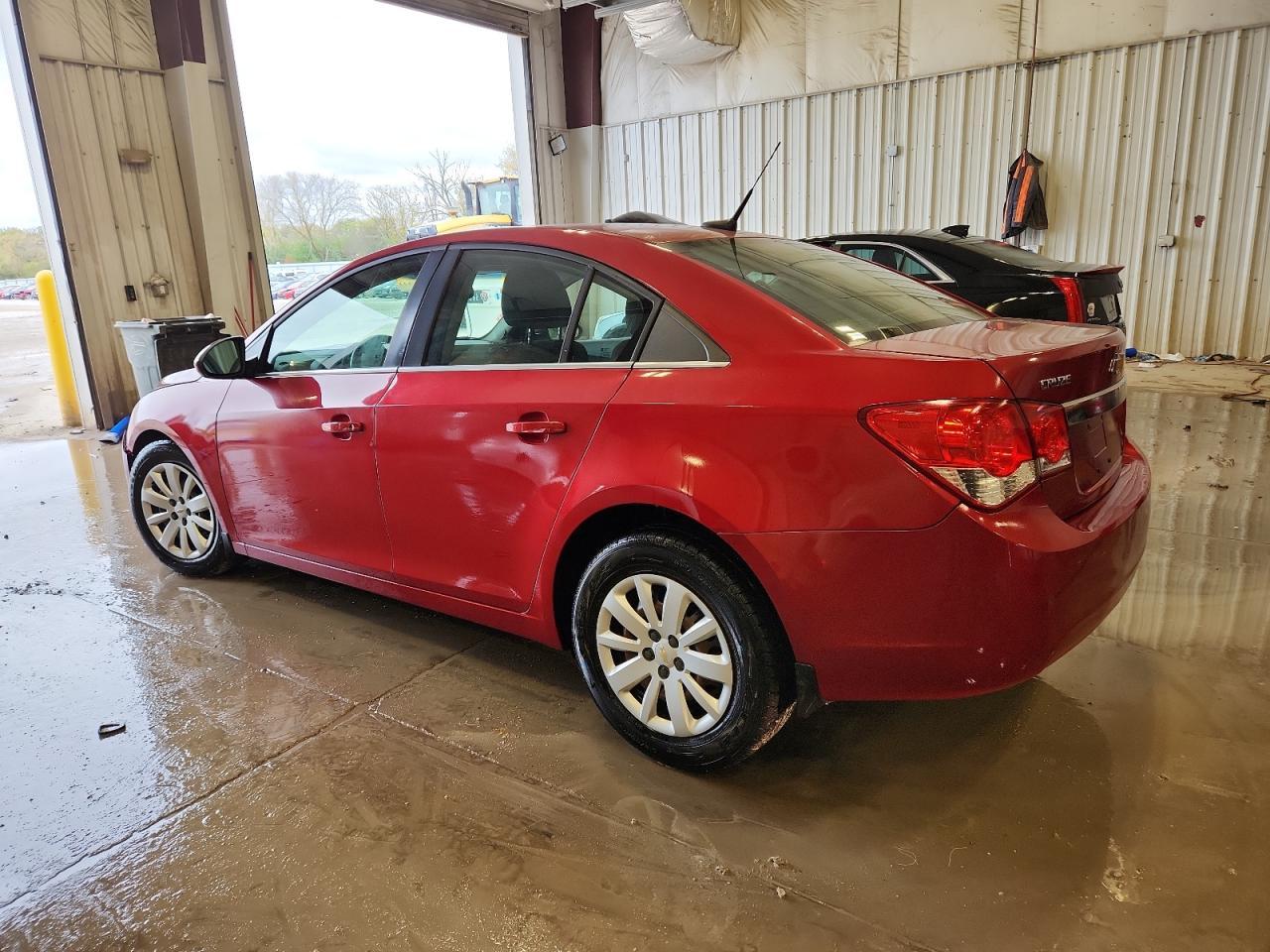 2011 CHEVROLET CRUZE