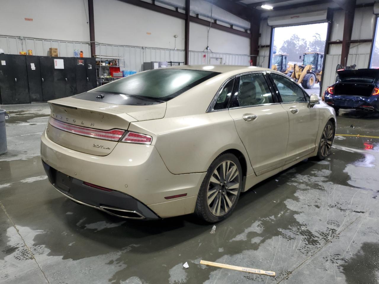 2017 LINCOLN MKZ