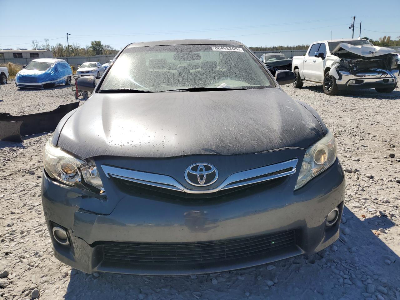 2011 TOYOTA CAMRY
