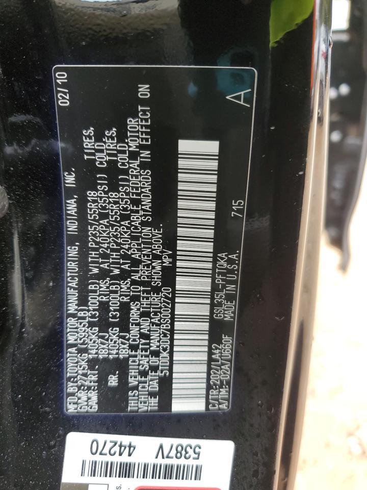 2011 TOYOTA SIENNA