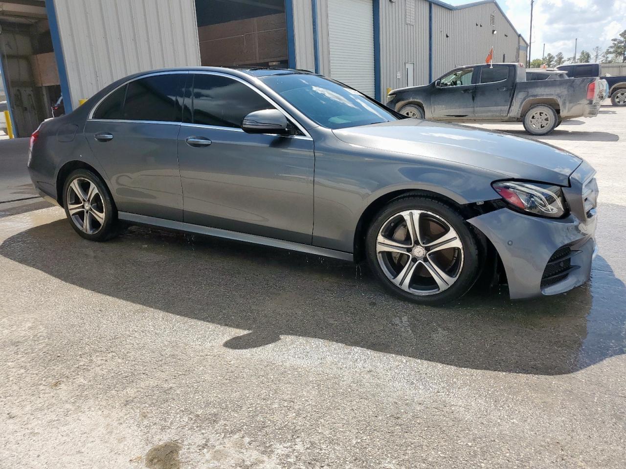 2017 MERCEDES-BENZ E-Class