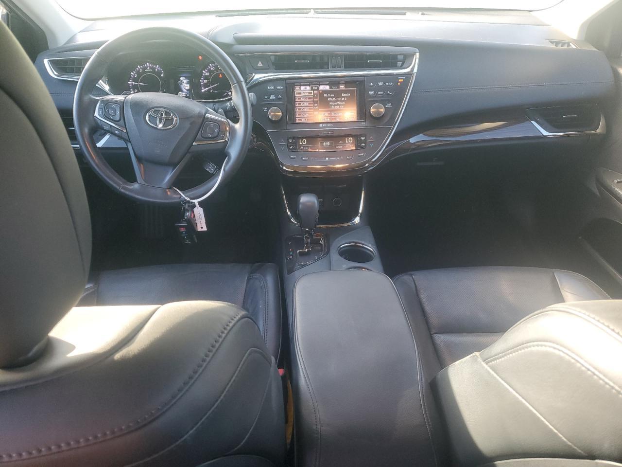 2013 TOYOTA Avalon
