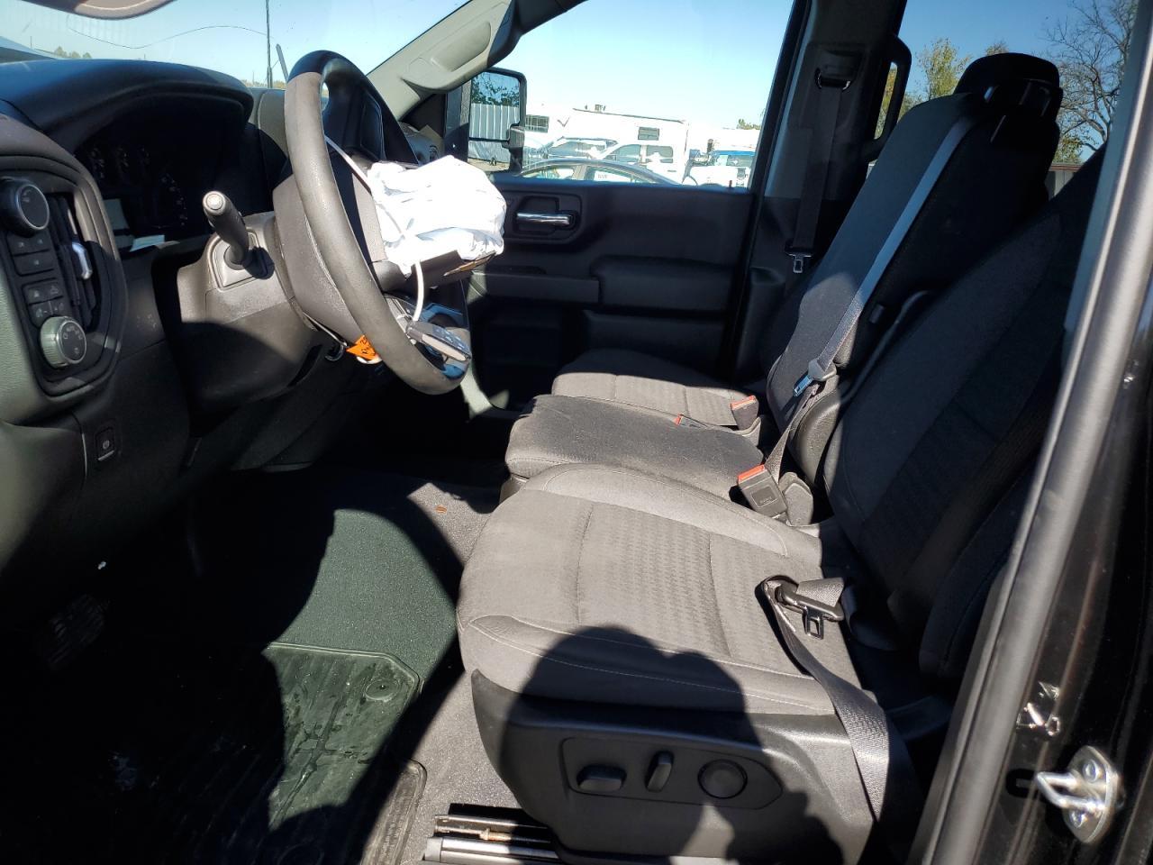 2024 CHEVROLET Silverado