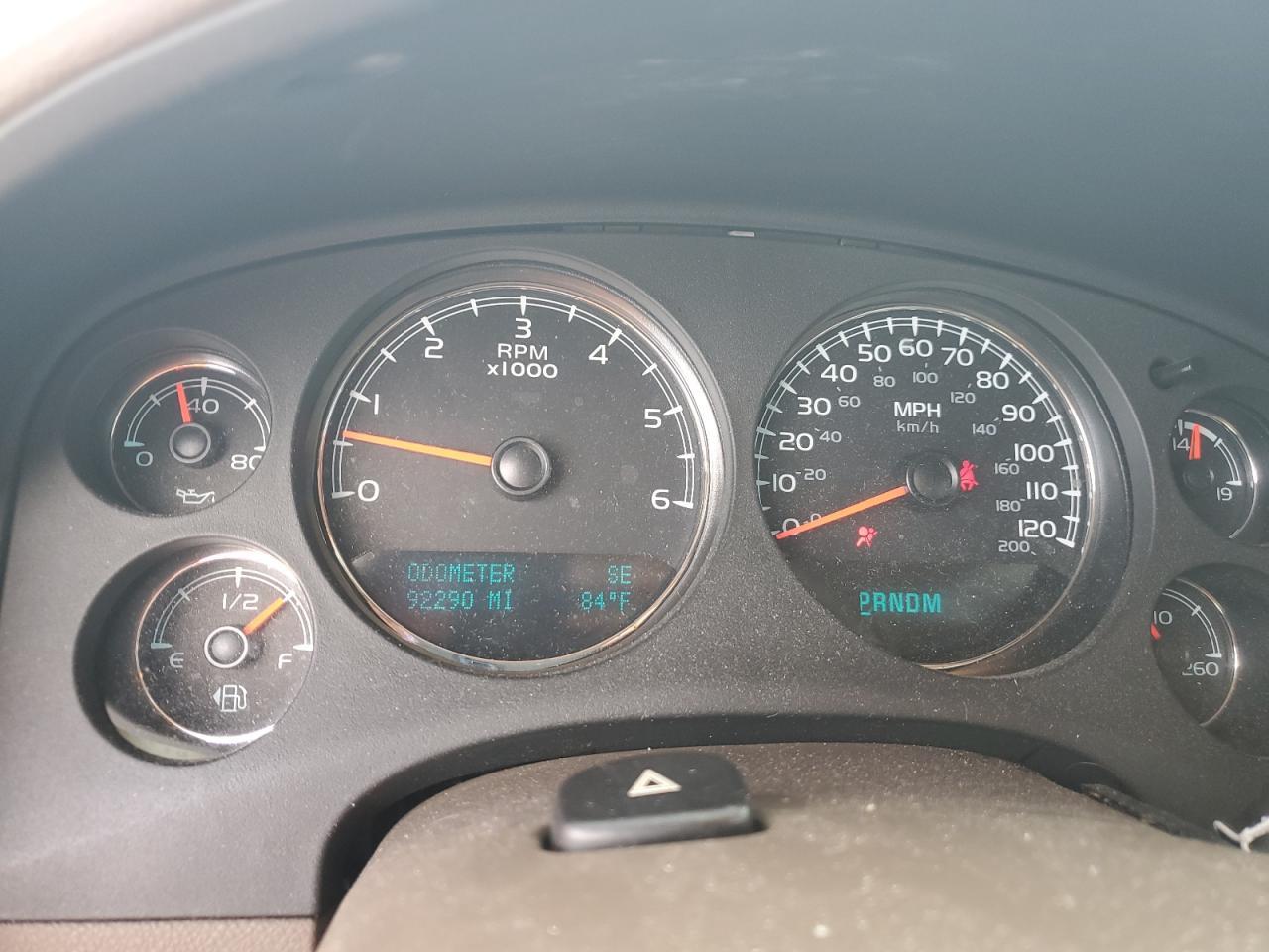 2011 CHEVROLET Tahoe