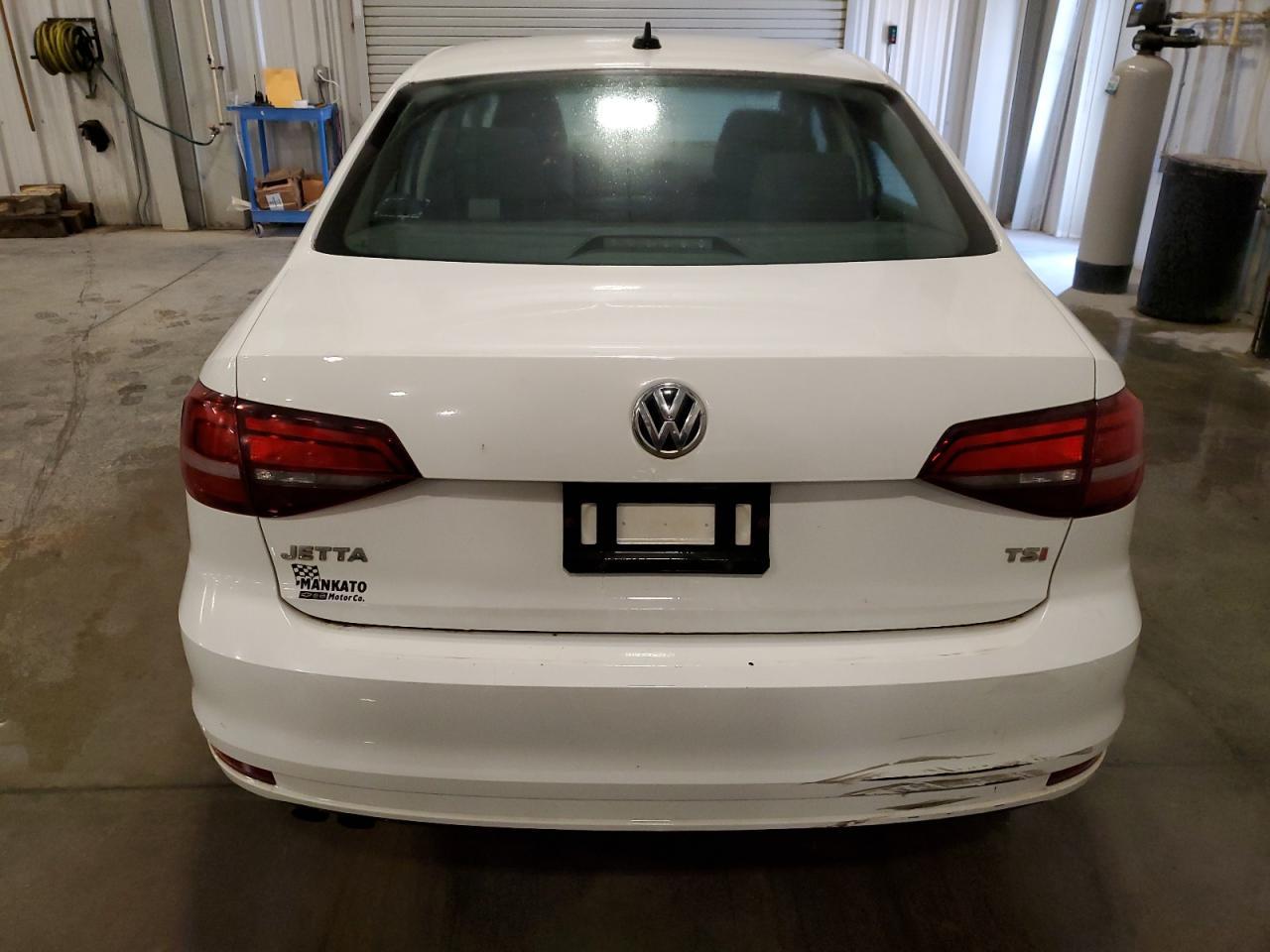 2016 VOLKSWAGEN JETTA