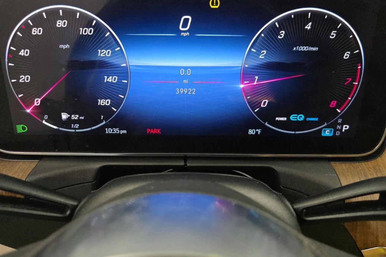 2022 MERCEDES-BENZ C-CLASS