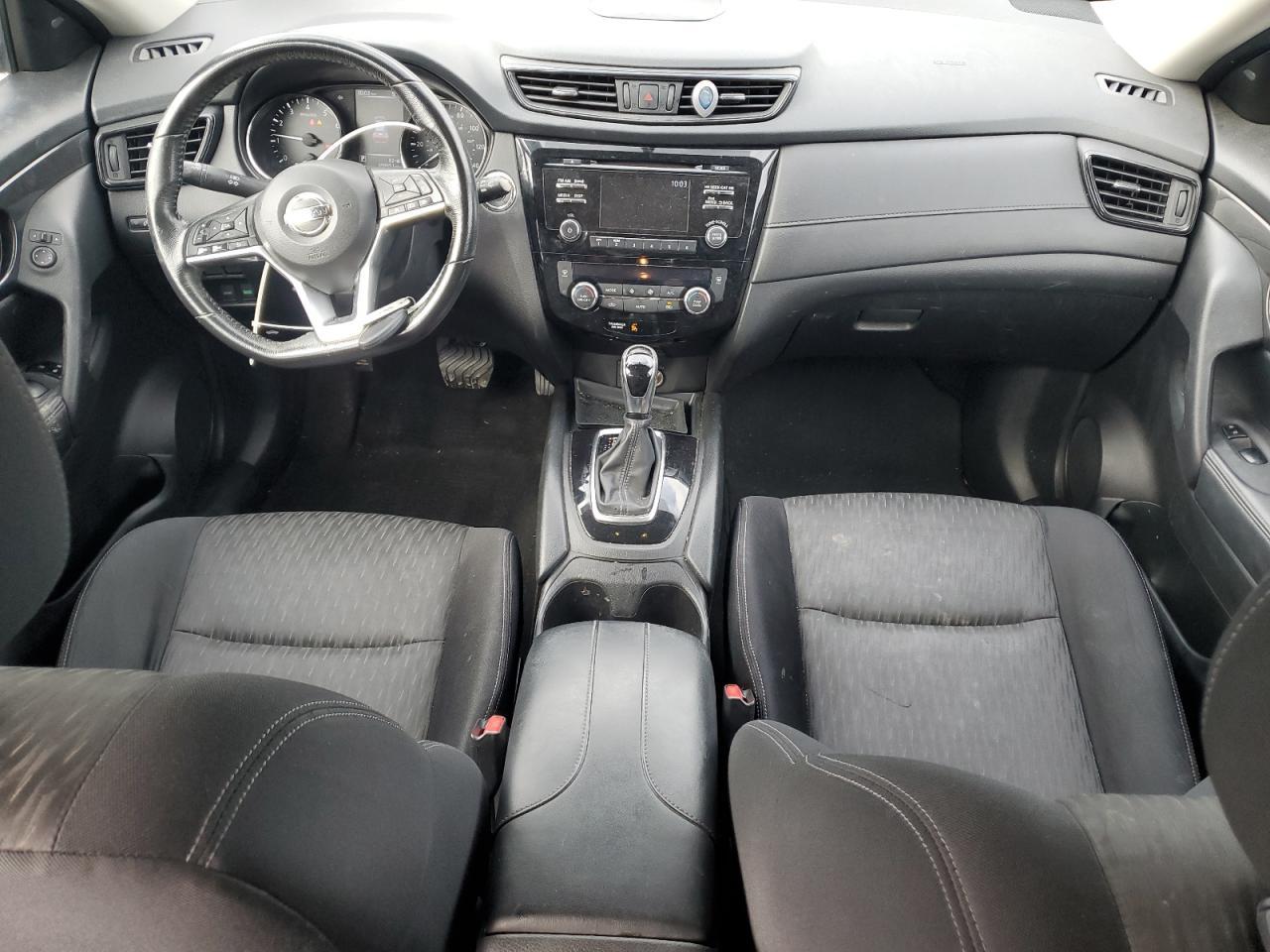 2017 NISSAN ROGUE