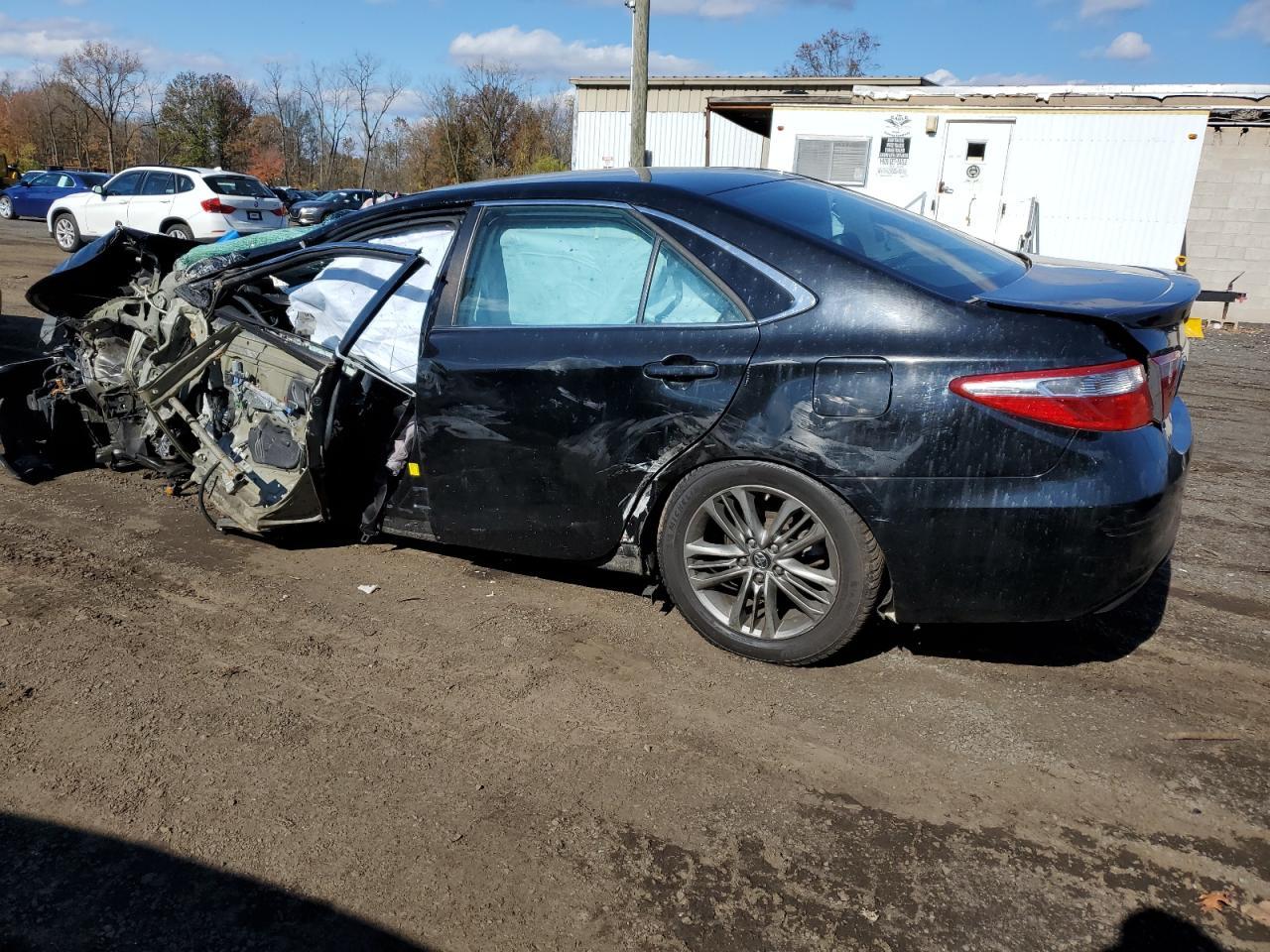 2017 TOYOTA CAMRY