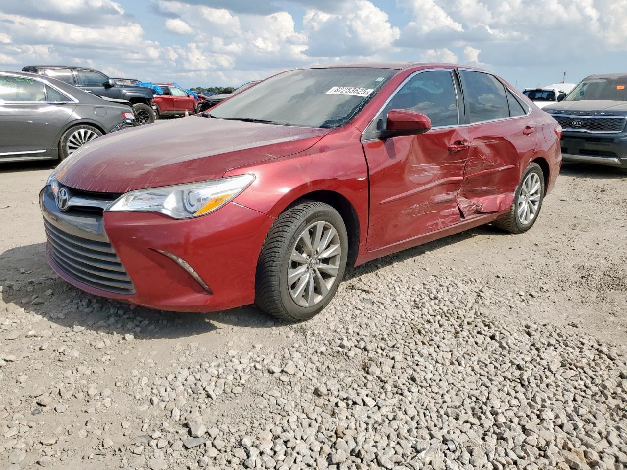 2017 TOYOTA CAMRY