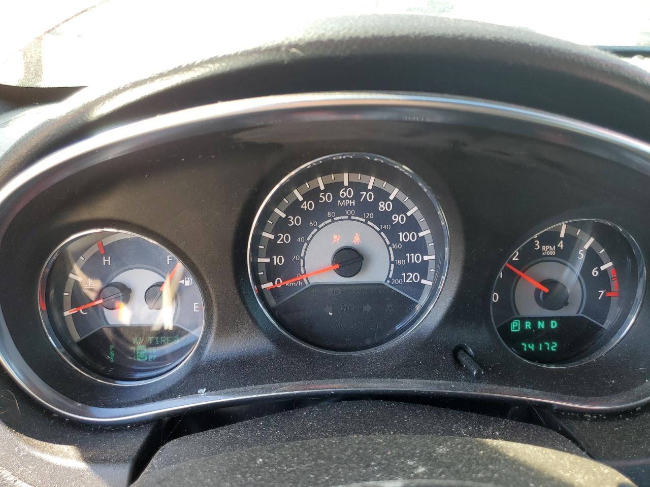 2013 CHRYSLER 200