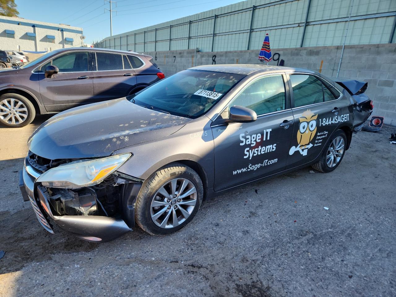 2016 TOYOTA CAMRY