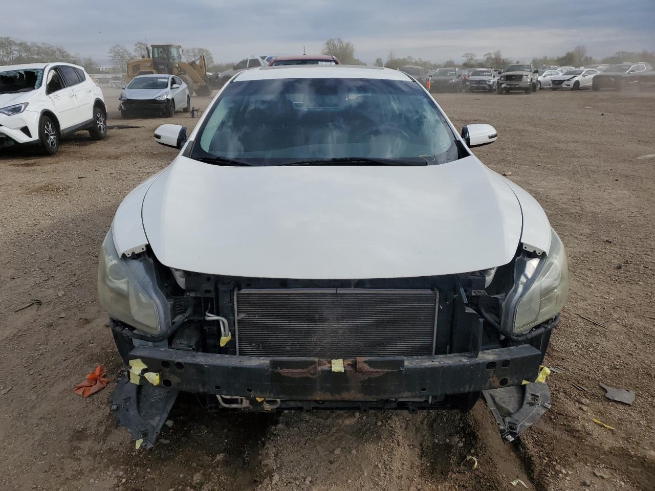 2011 NISSAN Maxima