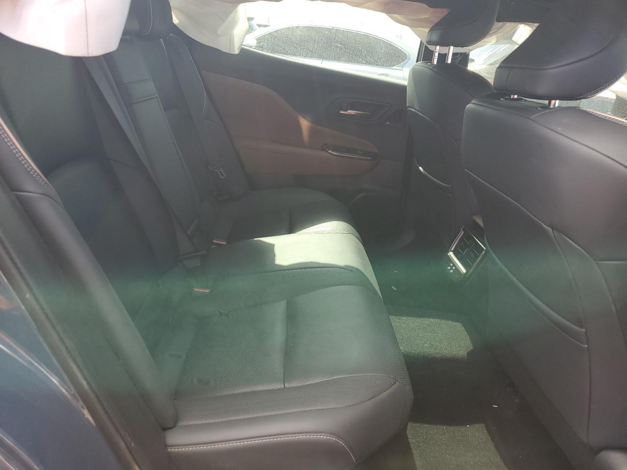 2025 TOYOTA Crown