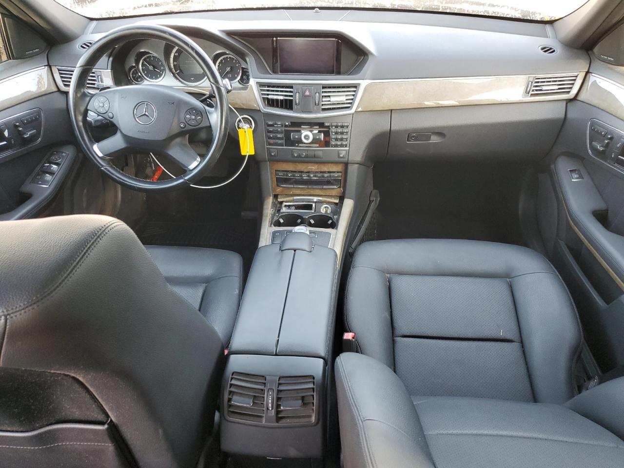 2011 MERCEDES-BENZ E-Class