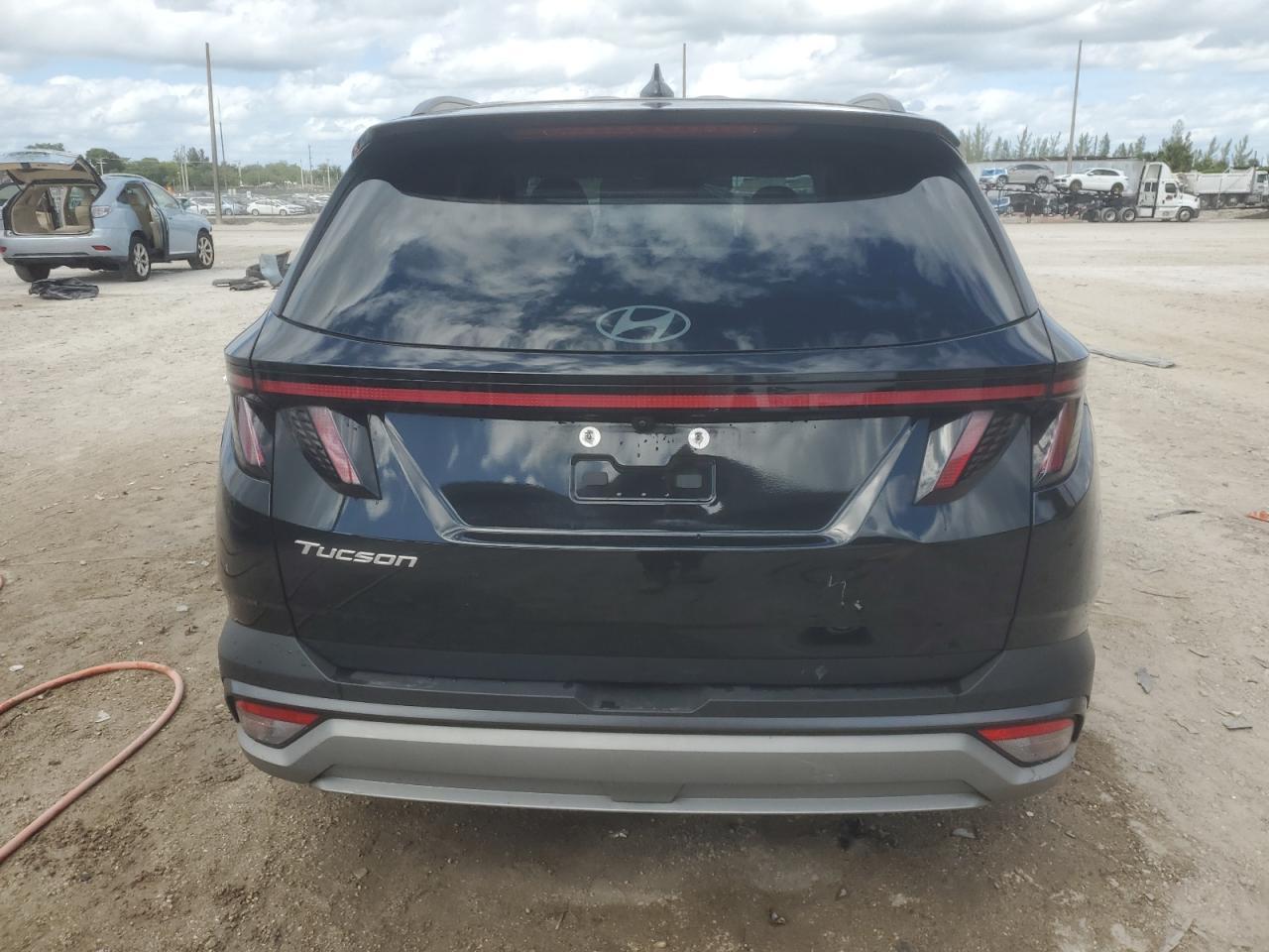 2025 HYUNDAI TUCSON