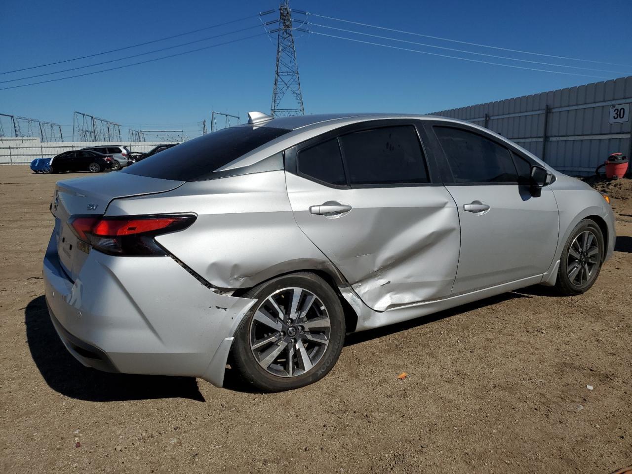 2021 NISSAN VERSA