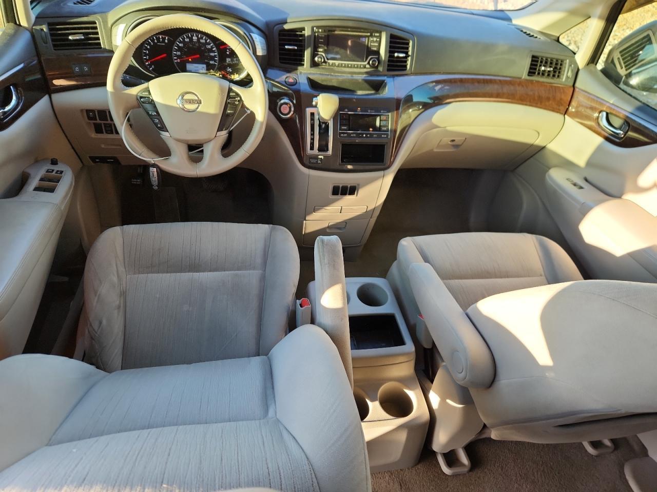 2015 NISSAN Quest