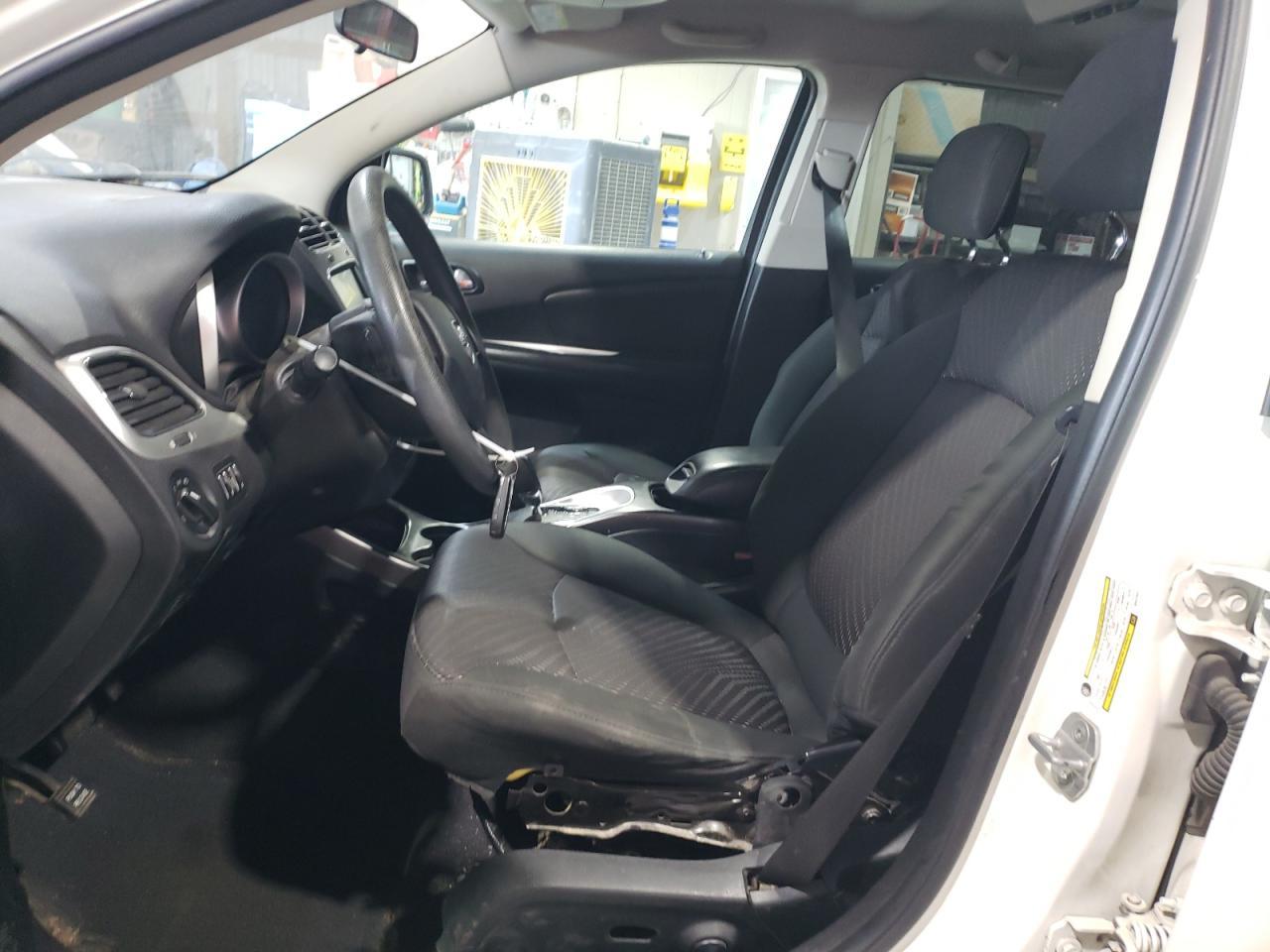 2011 DODGE JOURNEY
