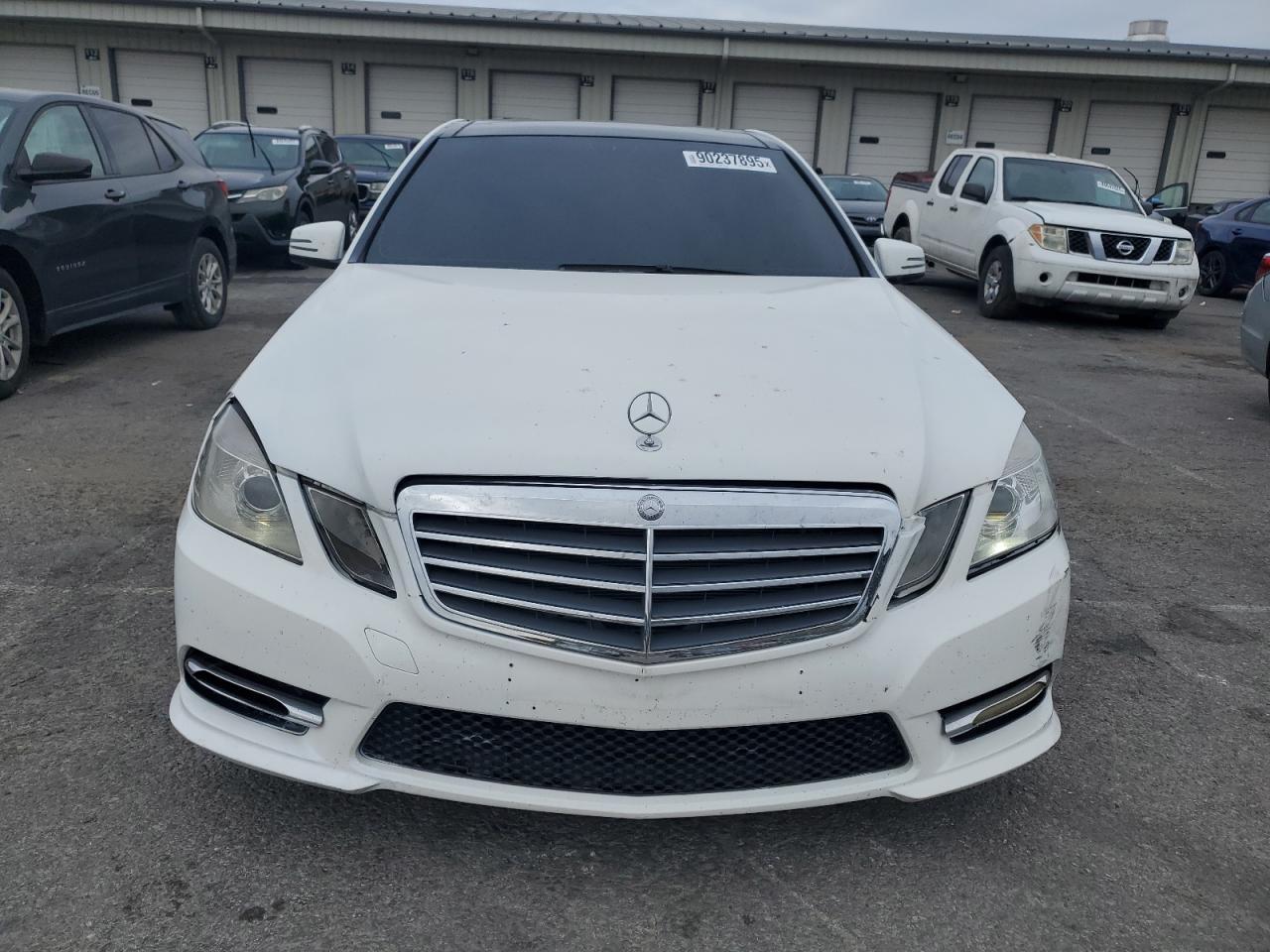 2013 MERCEDES-BENZ E-Class