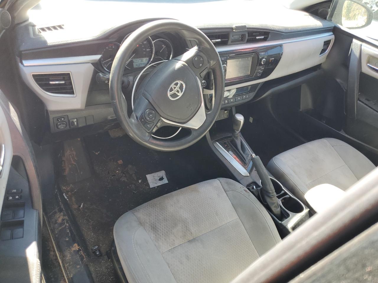 2015 TOYOTA COROLLA