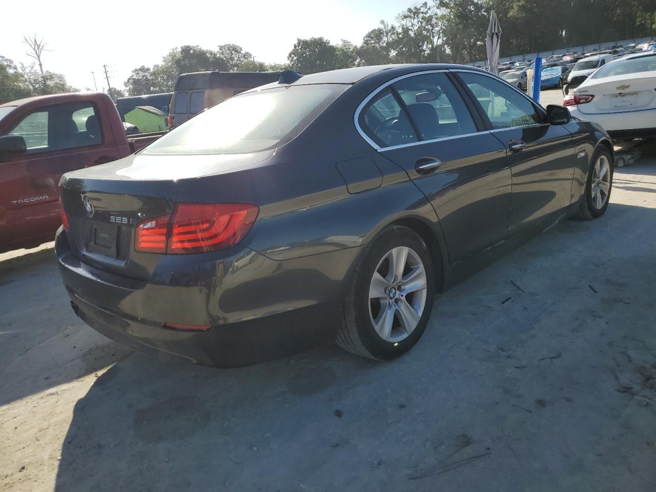 2011 BMW 5 series