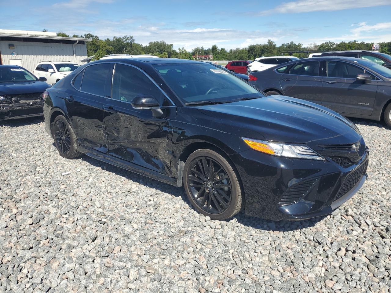 2020 TOYOTA CAMRY