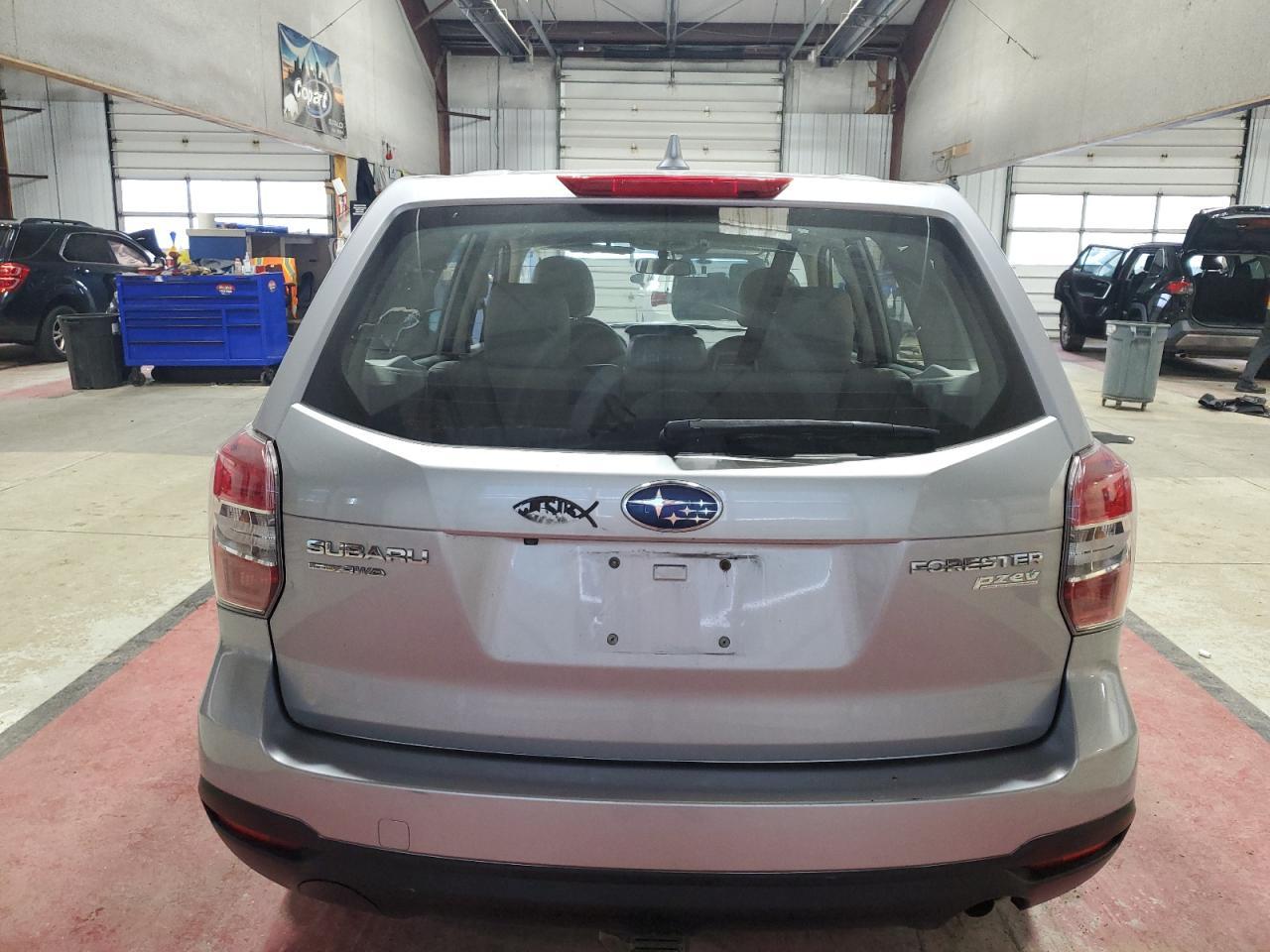 2016 SUBARU FORESTER