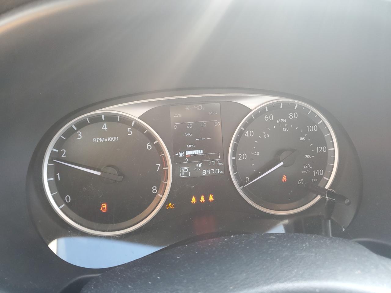 2024 NISSAN KICKS