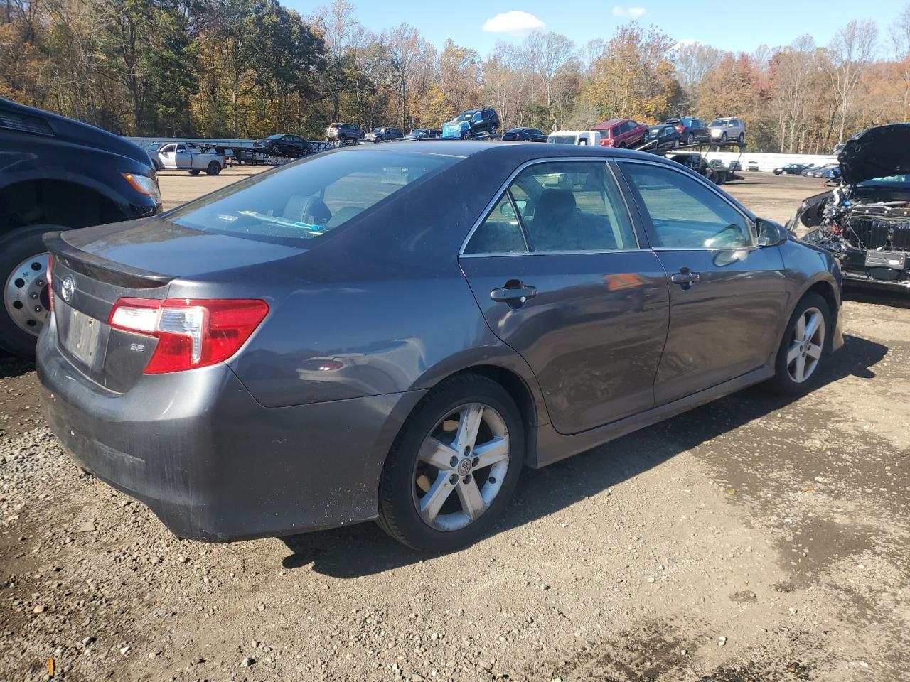 2013 TOYOTA CAMRY