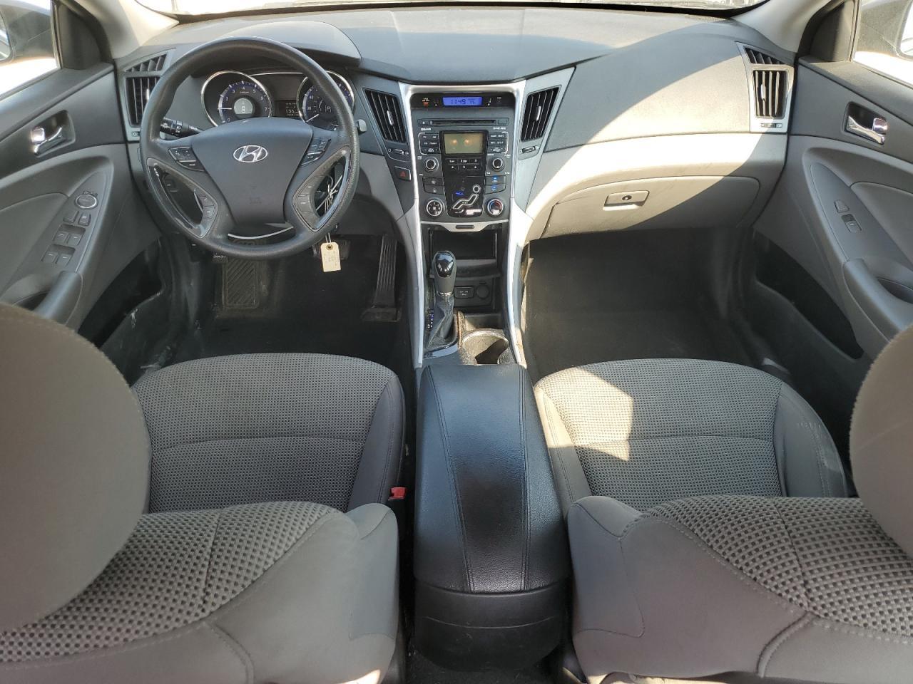 2011 HYUNDAI SONATA
