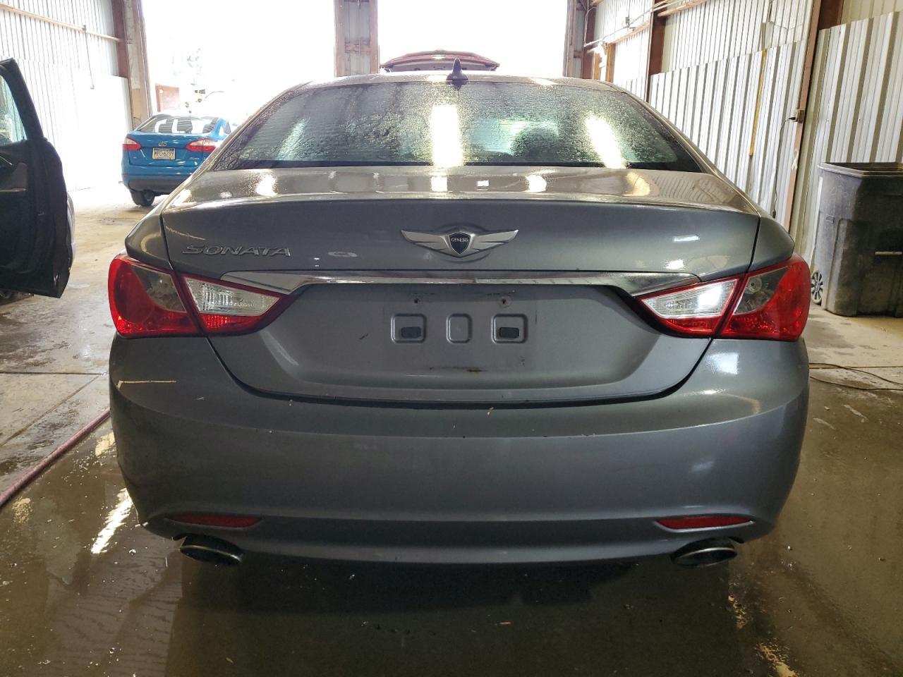 2011 HYUNDAI SONATA