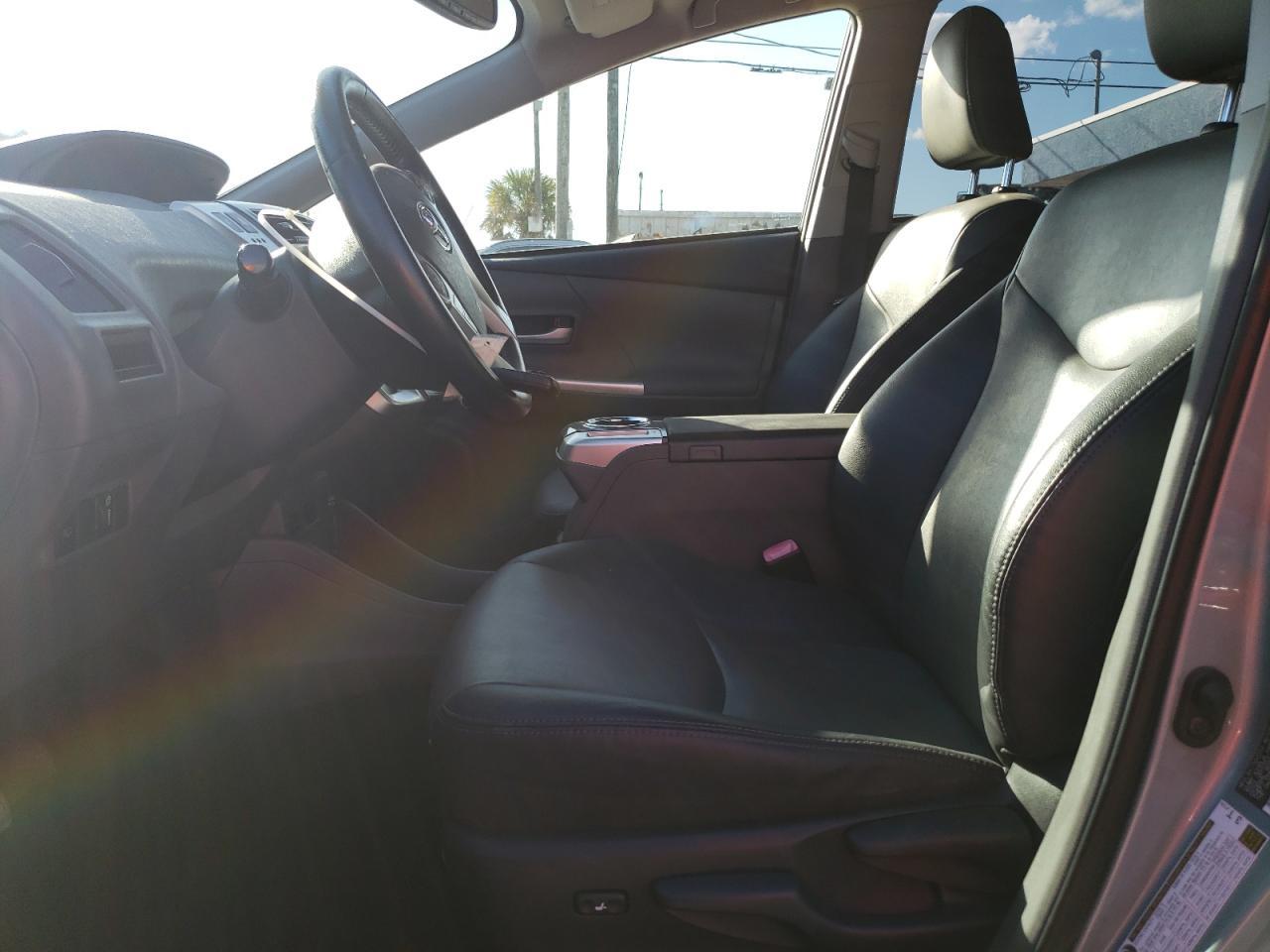 2014 TOYOTA PRIUS V
