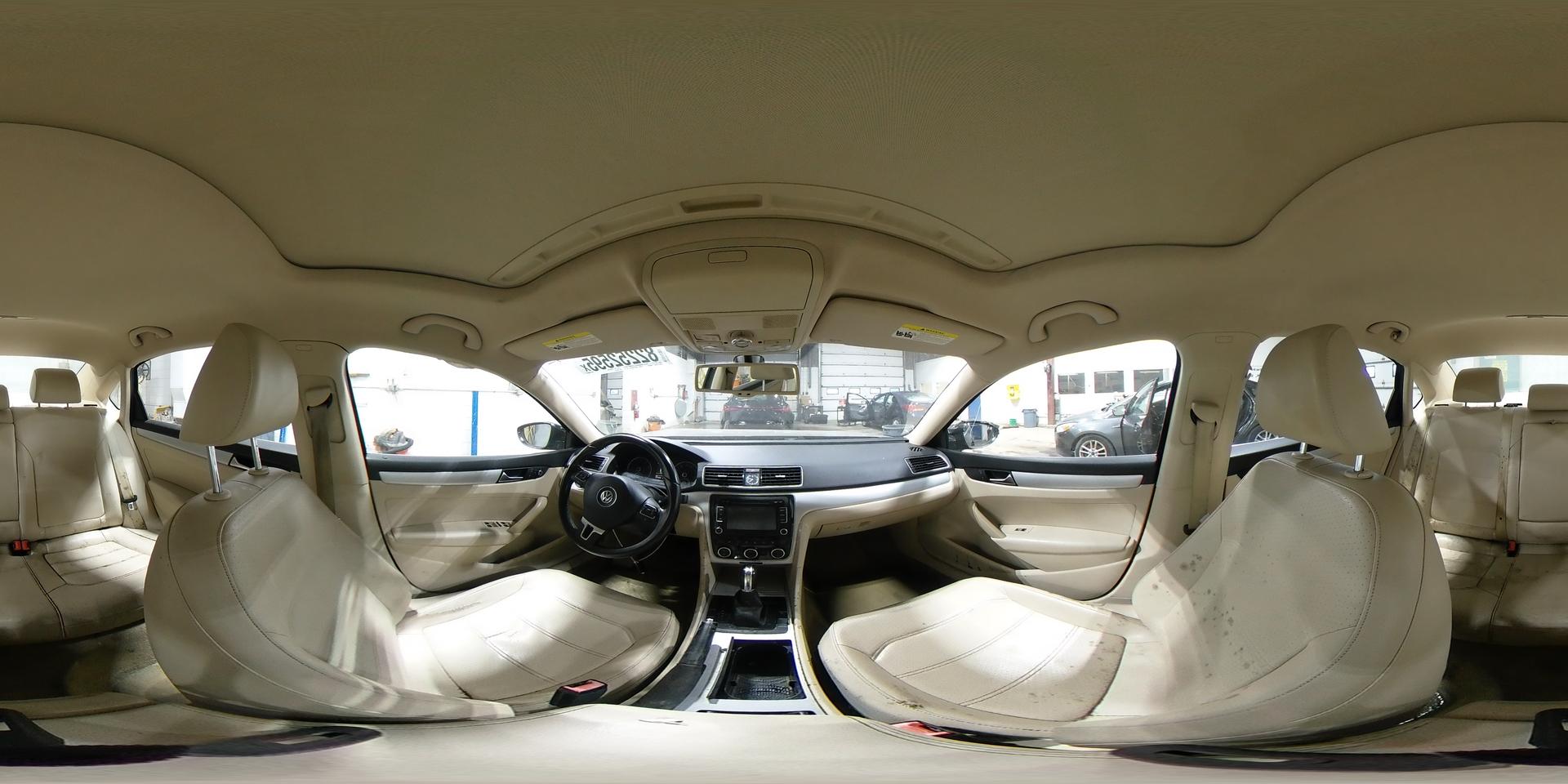 2012 VOLKSWAGEN Passat