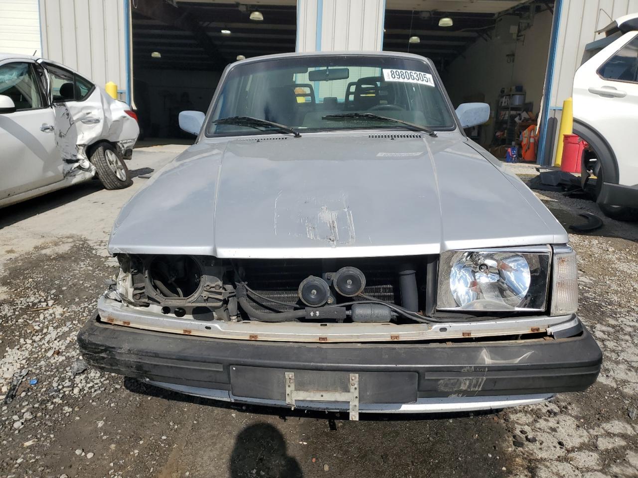 1989 VOLVO 244