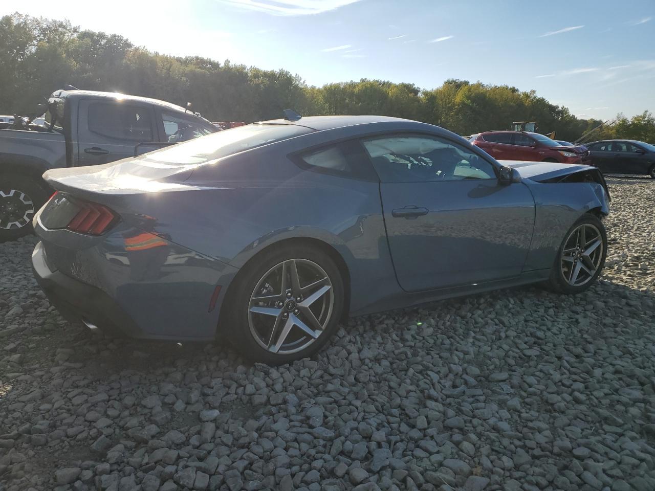 2025 FORD MUSTANG