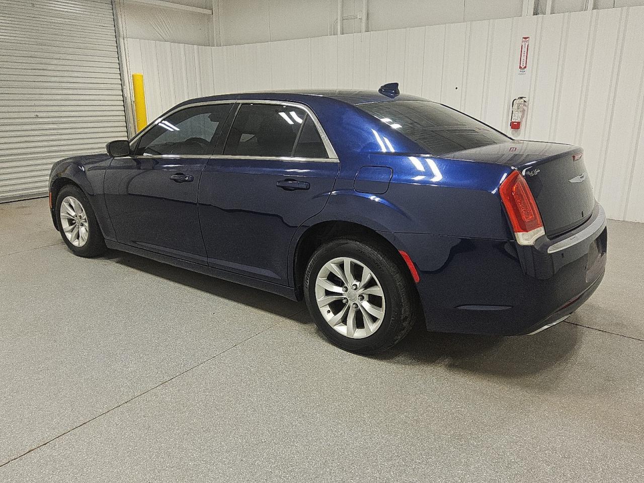 2015 CHRYSLER 300