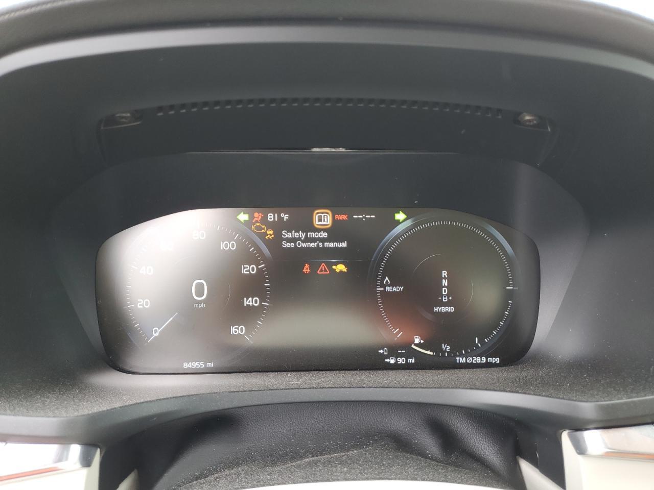 2022 VOLVO S60