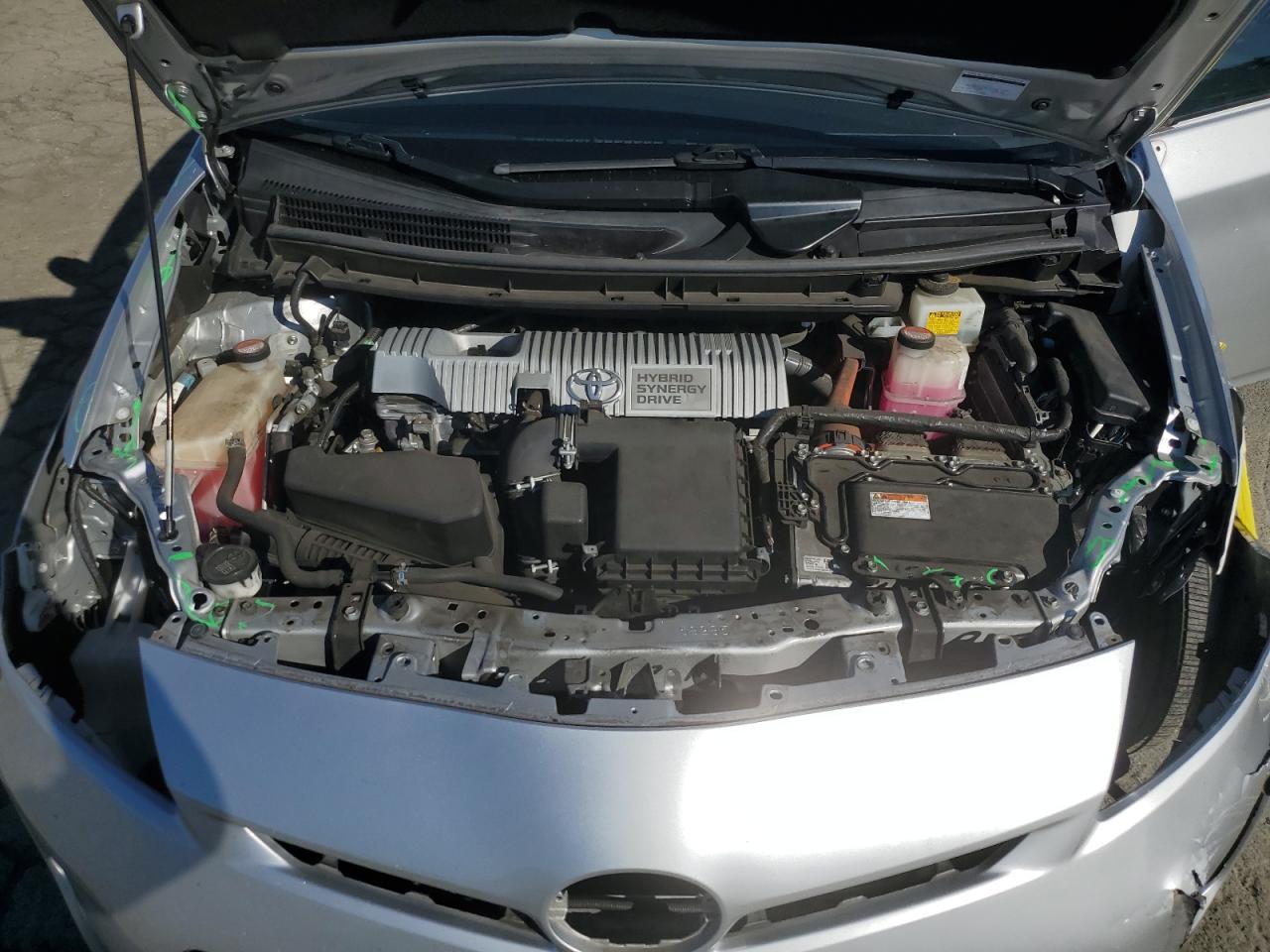 2015 TOYOTA PRIUS