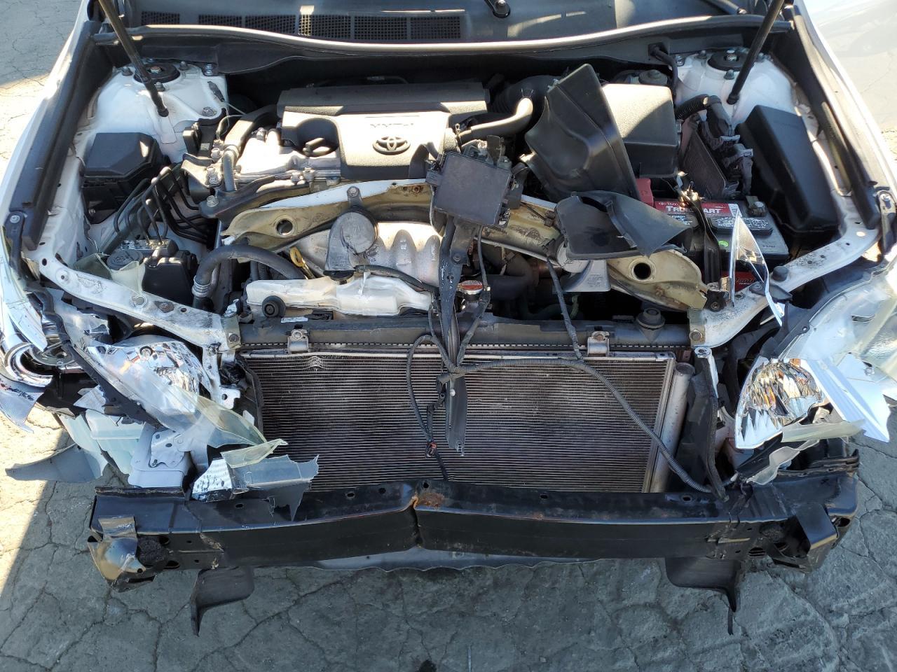 2016 TOYOTA CAMRY