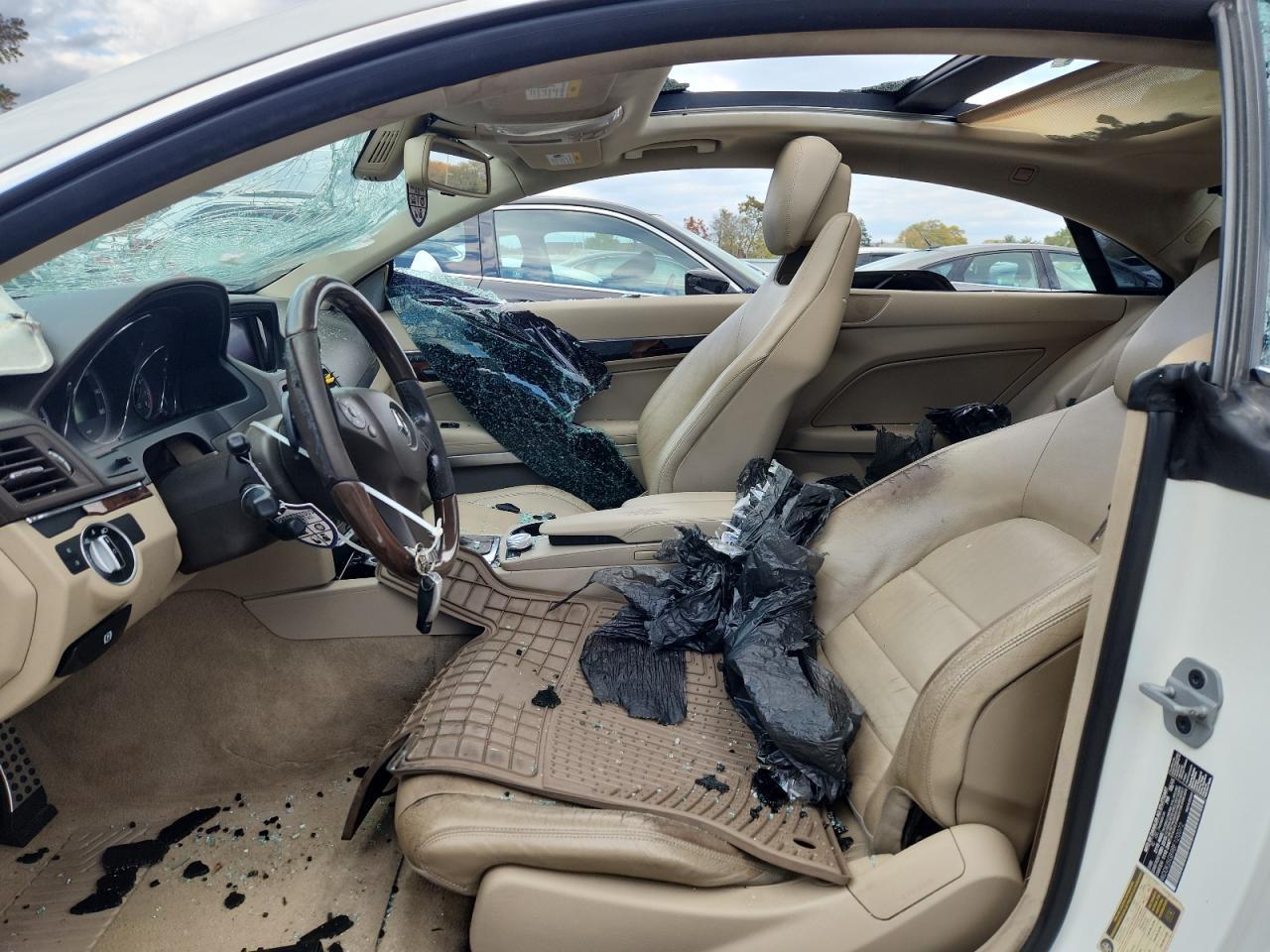 2011 MERCEDES-BENZ E-Class