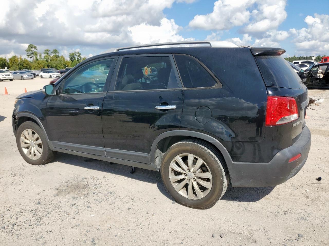 2011 KIA SORENTO