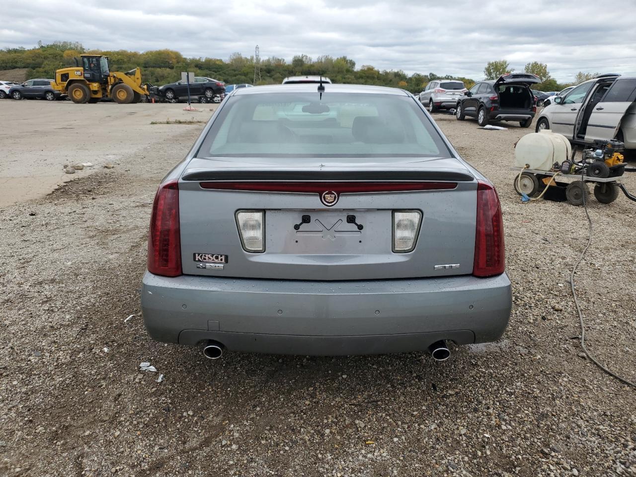 2005 CADILLAC STS