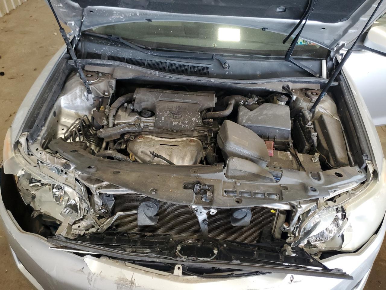 2014 TOYOTA CAMRY