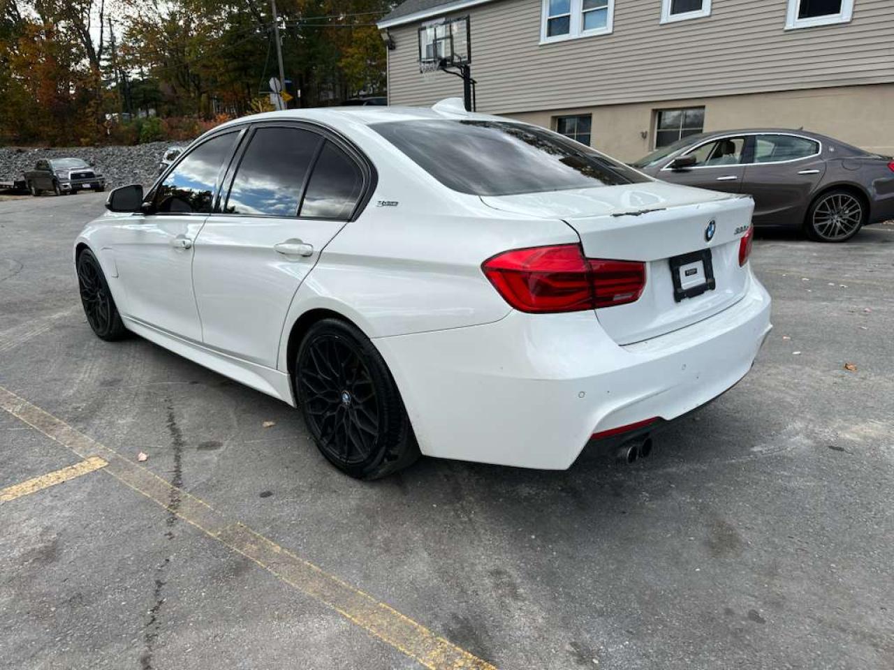 2017 BMW 3 SERIES