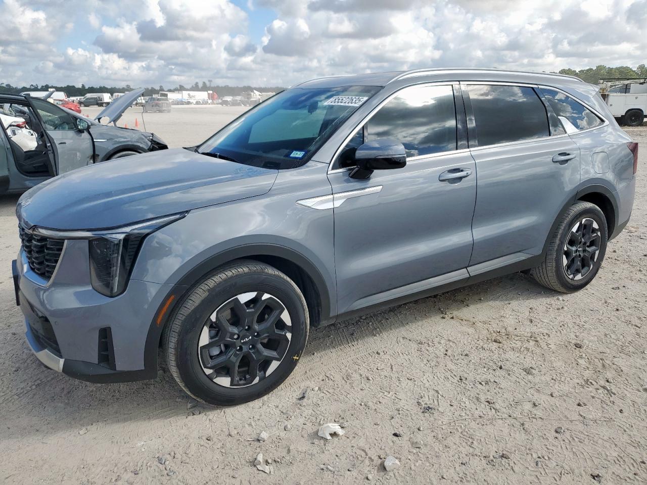 2025 KIA SORENTO