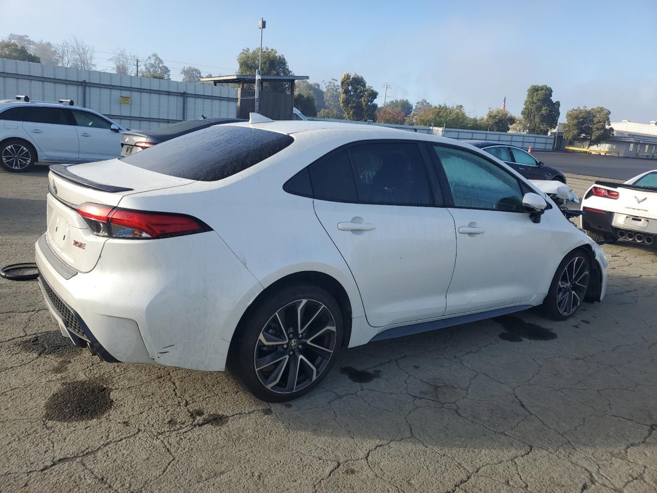 2020 TOYOTA COROLLA