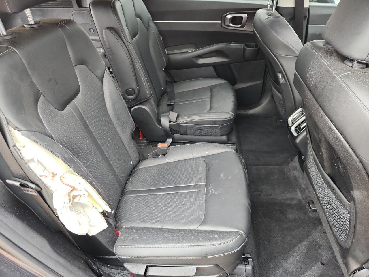 2025 KIA SORENTO