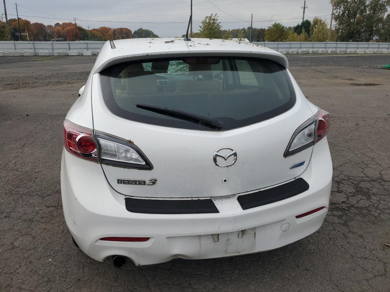 2013 MAZDA 3