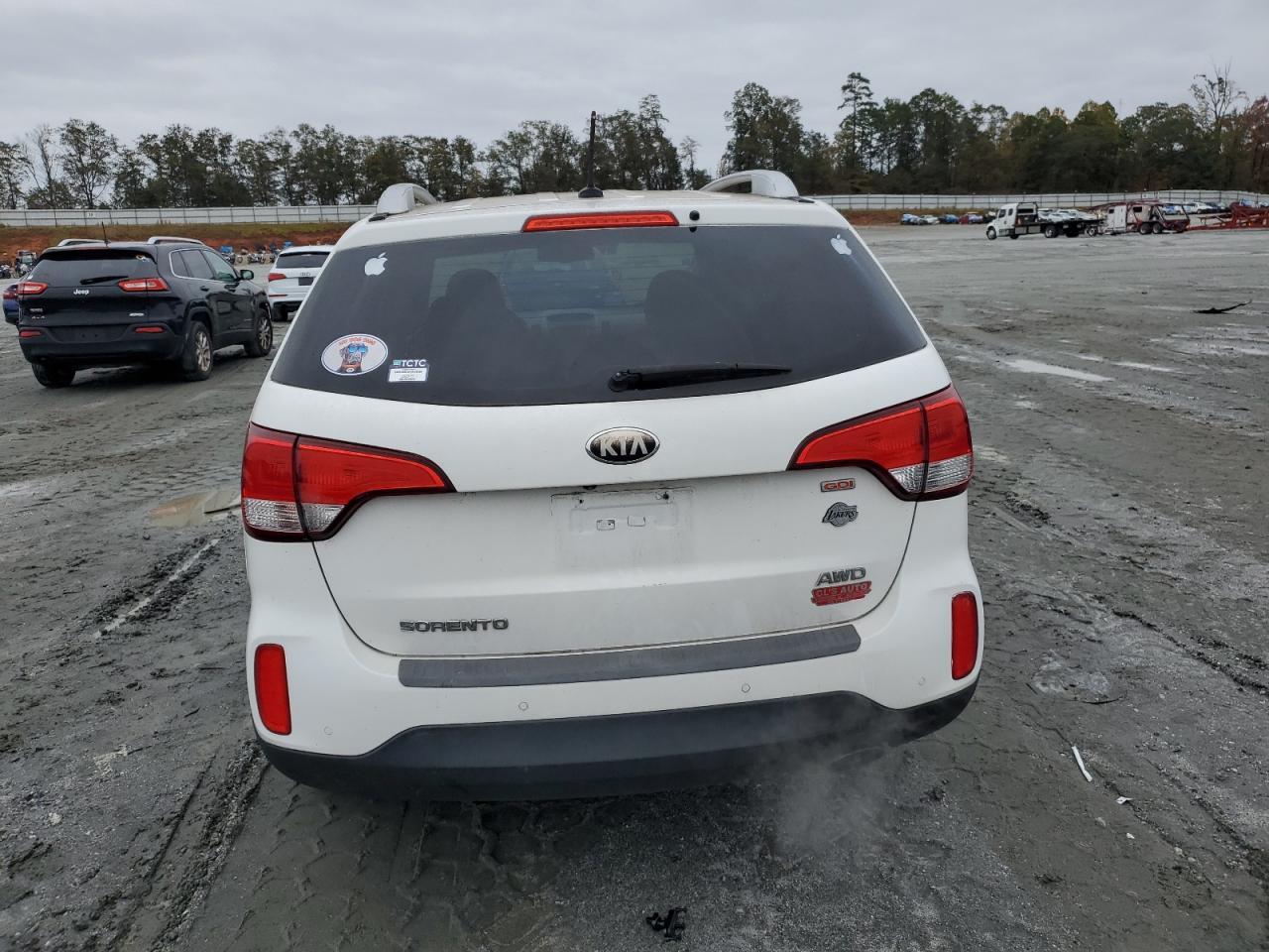 2014 KIA SORENTO